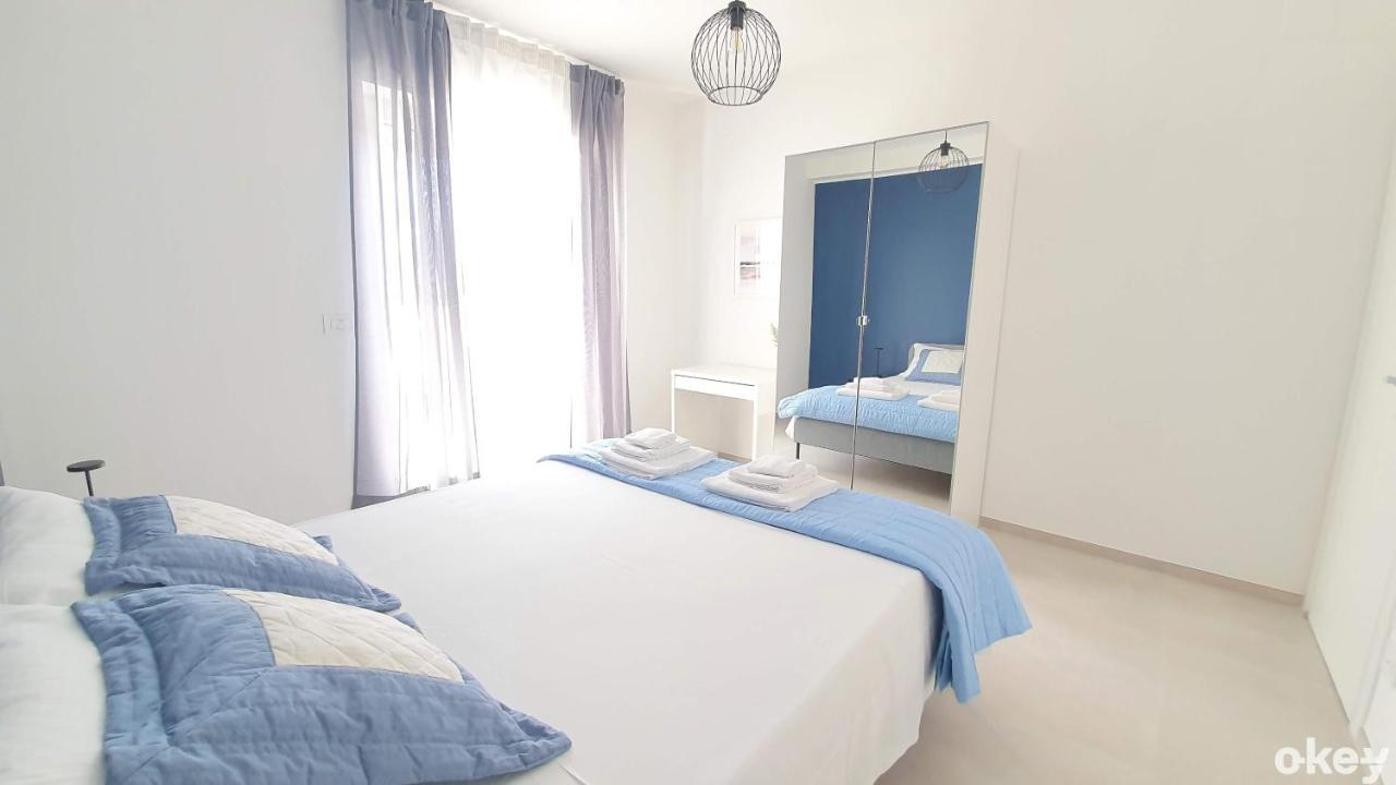 Villa Mediterranea Apartments - Seaview, Pool & Garden Бари Экстерьер фото