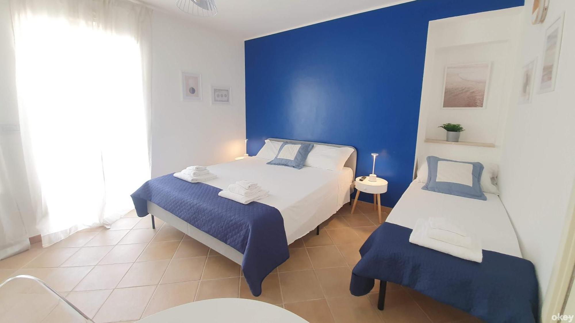 Villa Mediterranea Apartments - Seaview, Pool & Garden Бари Экстерьер фото
